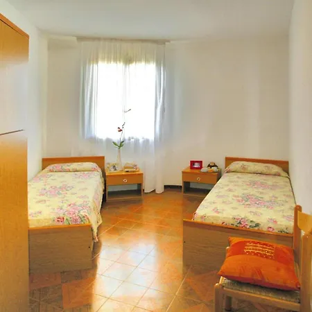 Village Tivoli In Apartment *